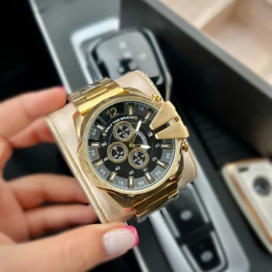 ساعت مچی مردانه دیزل کرنوگراف طلایی صفحه مشکی+باطری اضافی کد 3075