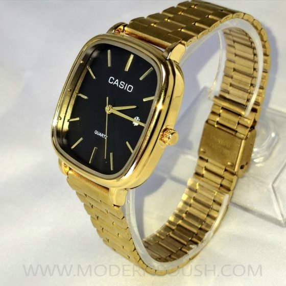 ساعت مچی مردانه کاسیو صفحه مربعی مشکی بند طلایی استیل+باطری اضافی کد 2420