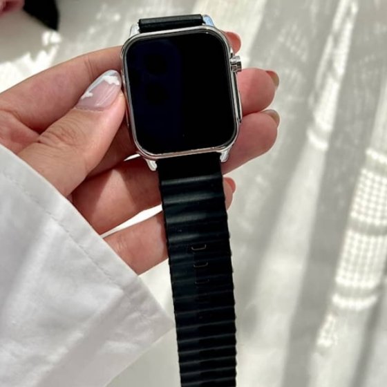 ساعت مچی اسپرت طرح اپل واچ ال ای دی الترا led دو دکمه بند سلیکونی پیو (کرکره ایی) مشکی قاب نقره ایی(رنگبندی کامل )+باطری اضافی  کد 2684