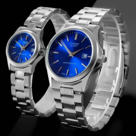 ست ساعت زنانه و مردانه عقربه ای کاسیو CASIO صفحه گرد سورمه ایی بند استیل نقره ایی+باطری اضافی - تک کد 2722