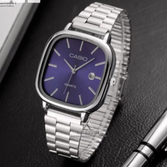 ساعت مچی مردانه کاسیو صفحه مربعی سورمه ایی بند نقره ایی استیل شیک و خاص پسند عقربه نقره ایی ضدآب+باطری اضافی کد 2748