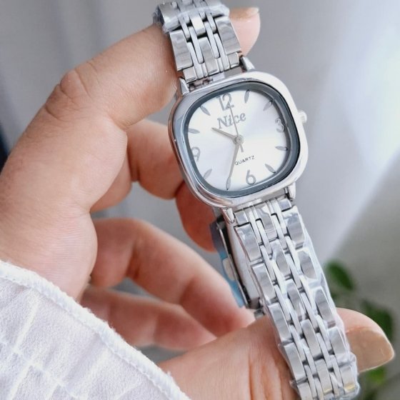 ساعت مچی زنانه مارک نایس Nice ساعت دخترانه بند استیل ضدحساسیت رنگ ثابت صفحه نمایش مربع سفید+باطری اضافی کد2915
