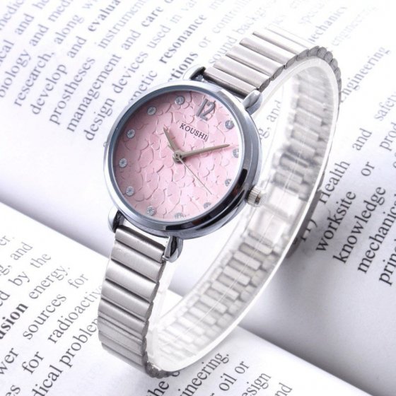 ساعت مچی زنانه کوشیKoushi بنداستیل کرکره ایی صفحه نمایش گرد صورتی  ضدآب جدیدو شیک+باطری اضافی کد3122