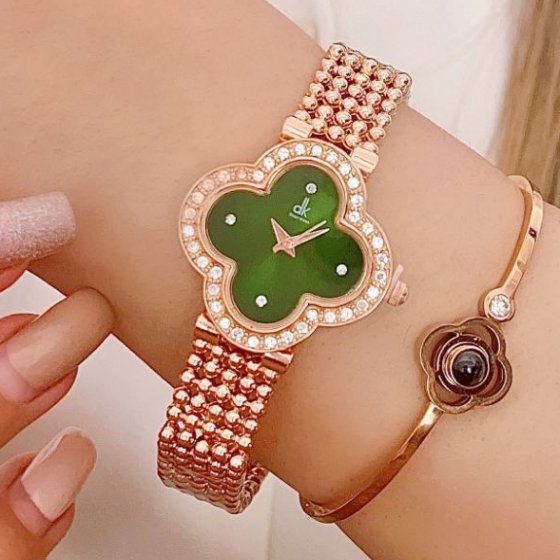 ساعت مچی زنانه و دخترانه طرح ونکلیف  DEEN KEEN رنگ رزگلد صفحه نمایش سبز +باطری اضافی کد9073