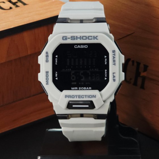 ساعت مچی مردانه جیشاک کاسیو G-Shock Casio GBD-200 ، ساعت مچی جی شاک اسپرت کاسیو HSD-007 سفید +باطری اضافی کد 9158