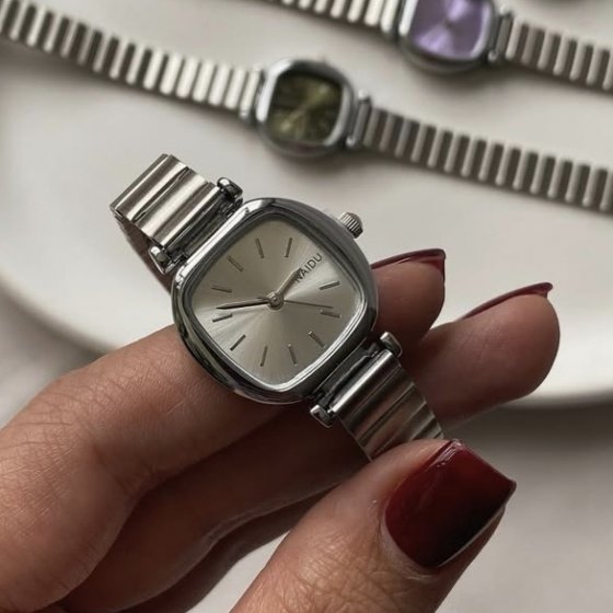 ساعت مچی زنانه نایدو naidu منیمال بند استیل کرکره ایی مربعی سفید+باطری اضافی کد 9218