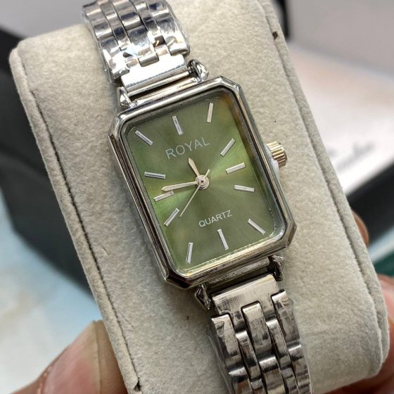ساعت مچی زنانه رویال مستطیلی سبز بند استیل سیلور+باطری اضافی کد9799
