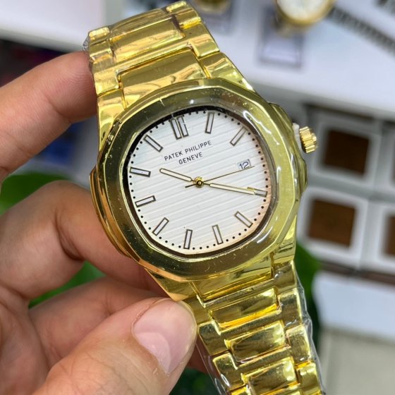 ساعت مچی مردانه پتک فیلیپ ناتیلوس طلایی Patek philippe ، بند استیل توپر، های‌کپی لوکس+باطری اضافی کد 9893