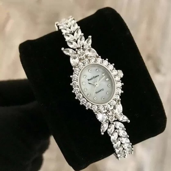 ساعت نگین دار نقره ایی زنانه رویال کرون  Royal Crown+باطری اضافی کد 1565